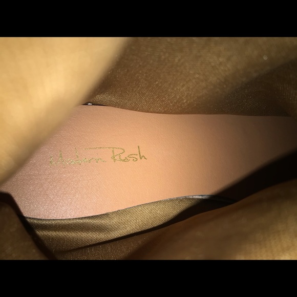 Low cut booties Brand NEW - Picture 4 of 6